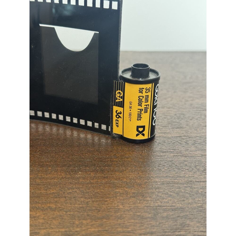 Y2K Vintage Kodak Filmstrip Novelty Picture Frame 5 Slot Wave Glamour Shots